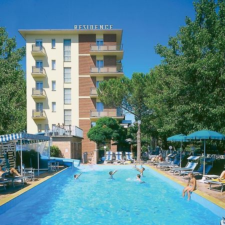Club Hotel Residence Cesenatico Eksteriør billede